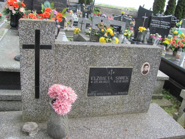 Elżbieta Siwek 1923 Kraków-Ruszcza - Grobonet - Wyszukiwarka osób pochowanych