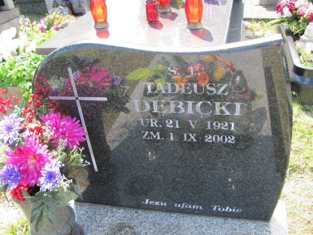 Grób Tadeusz Dębicki